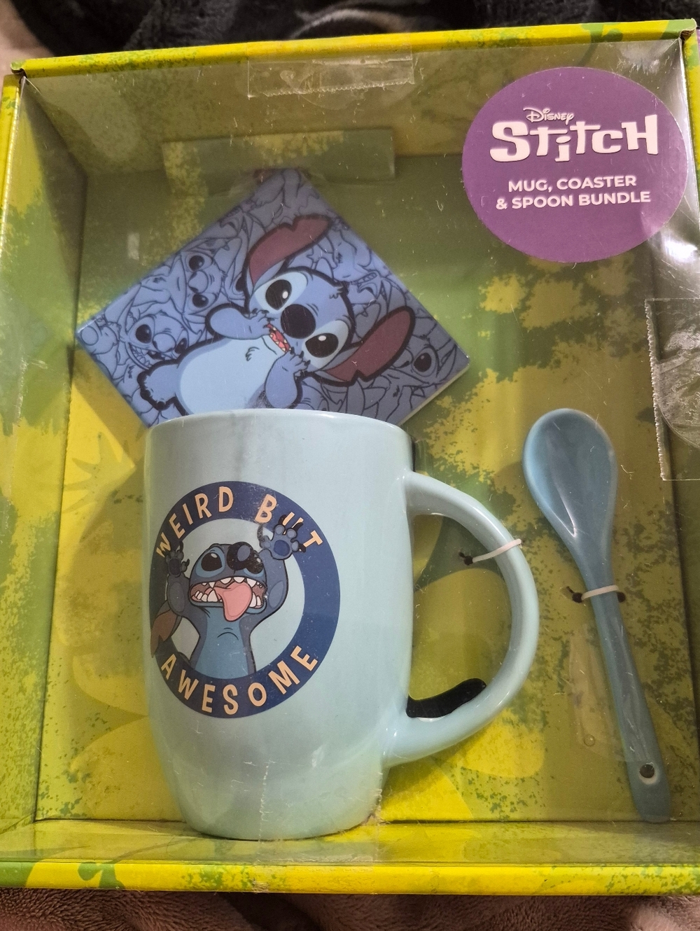 BNIB 3 pc  stitch mug set